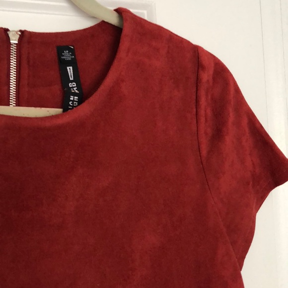 Design Lab Faux Suede Laser-cut Top - Picture 3 of 4